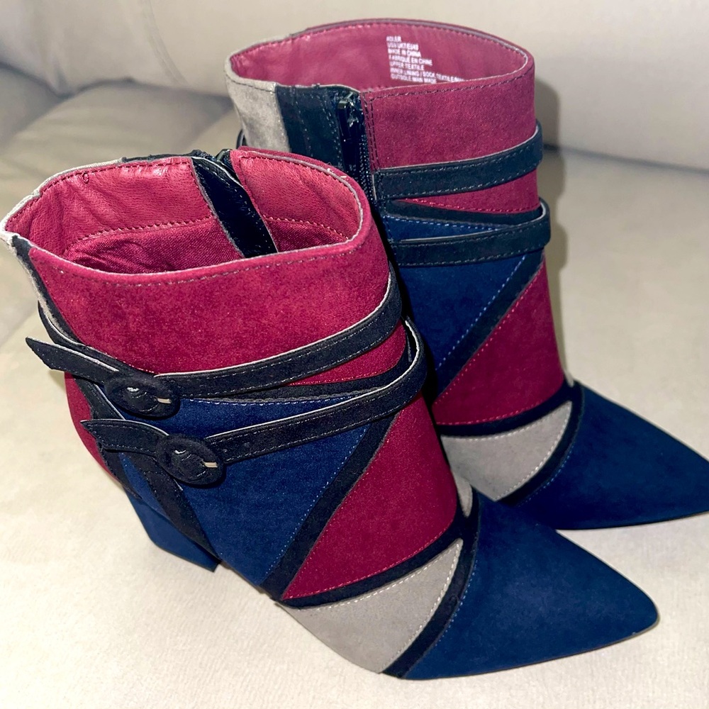 BOOTIES, ADLER, NAVY MULTI COLOR.